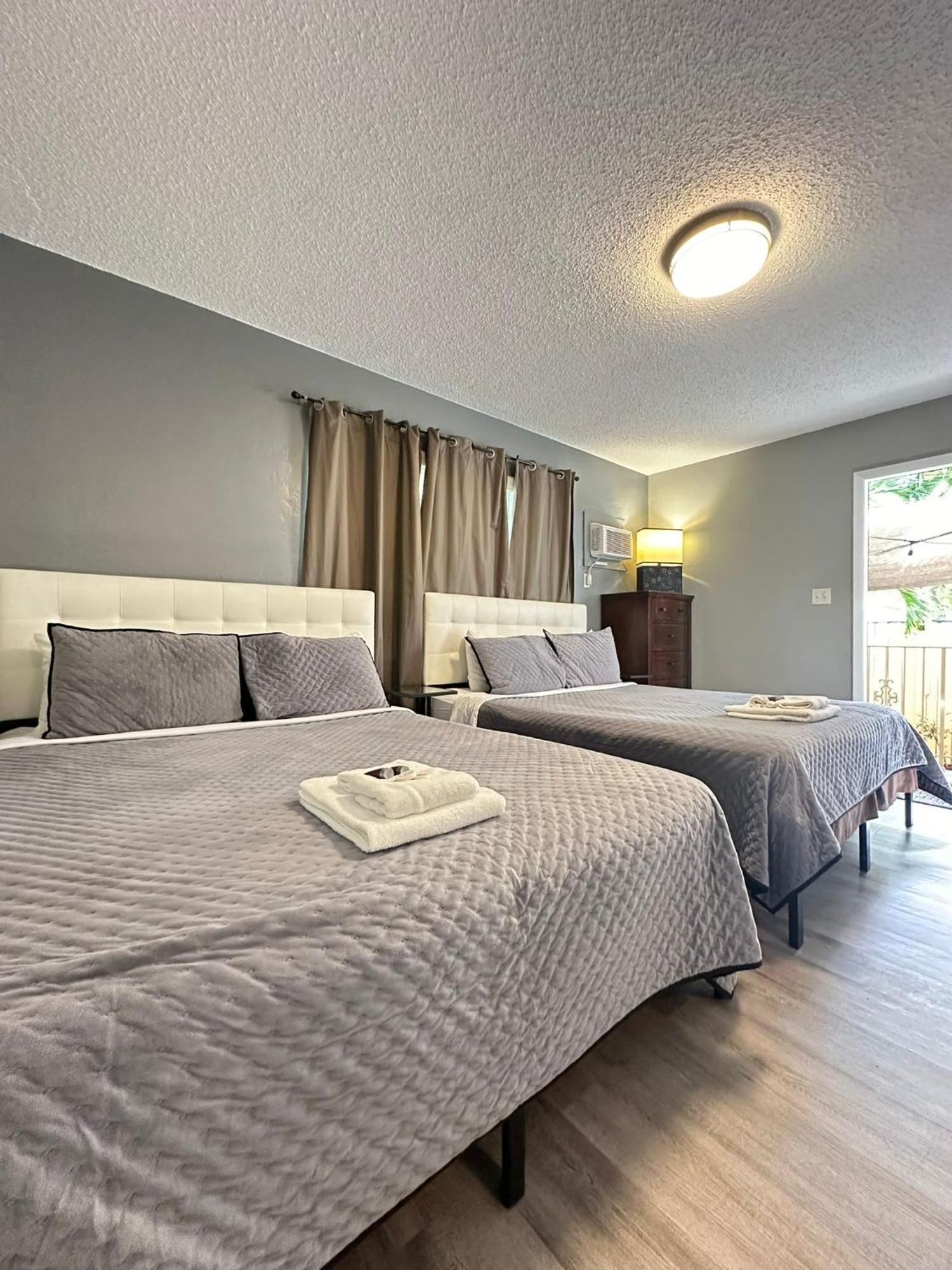 Sheridan Guesthouse Dania Beach Exterior foto